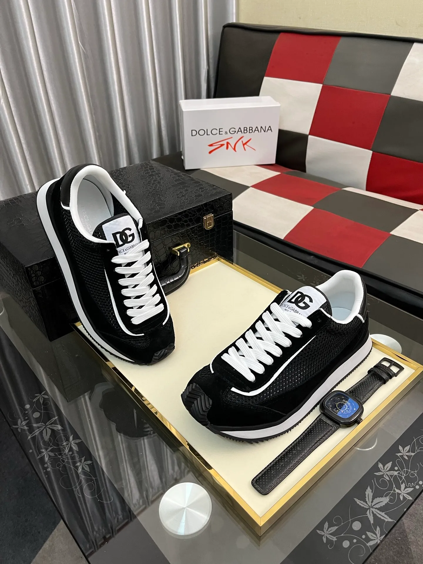 Men's Men's Shoes💰458⌚️⌚️••Dolce&Gabbana••DG✔️High-end men's sports and casual shoes. Original goods from top counters. Original imported cowhide, multi-material splicing design ➕Imported cowhide lining, cowhide feet ➕Original TPR elastic outsole. Size: 36-46